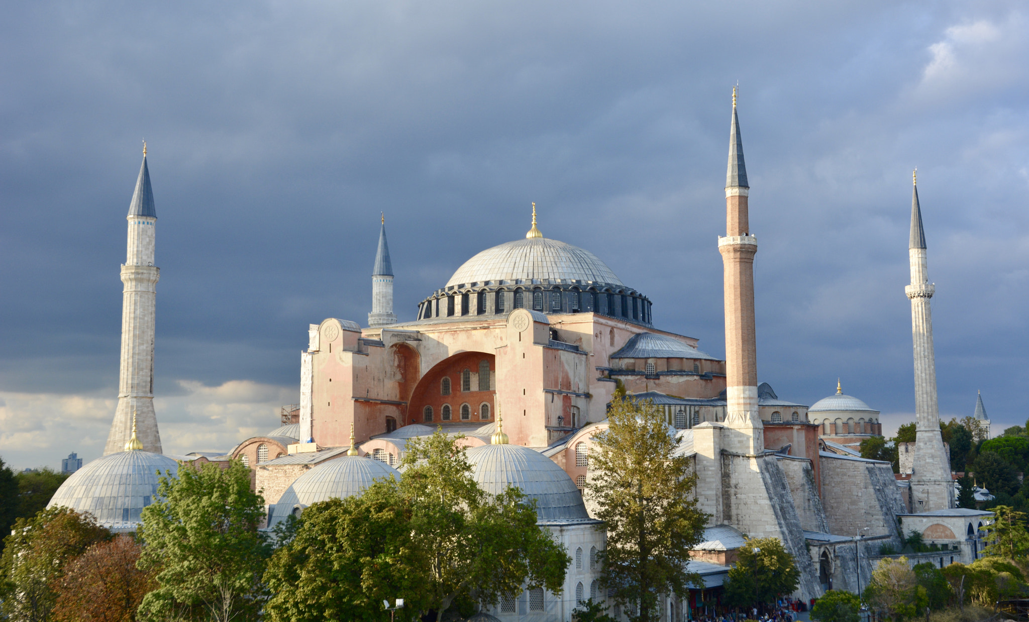 Istanbul arrival skyline